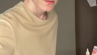 y’all ever see sum n just be like… why tho