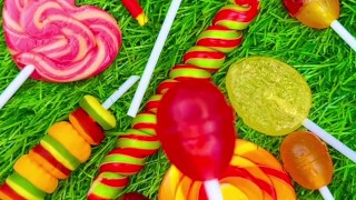 Satisfying video how to unpack rainbow lollipops and chocolate ASMR
