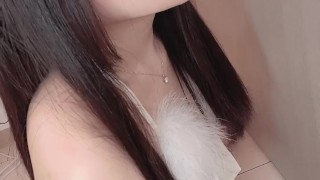 おもちゃでフェラ練習する美少女