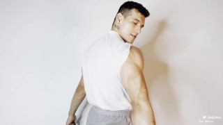 Real muscle session of a natural Colombian bodybuilder