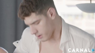 Staghomme Uncut DILF Alexandro Cabrera facefucks sexy twink