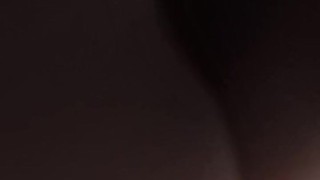 Latina virgen pide verga antes de bañarse