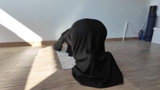 Arab Step Mom in Hijab Fucked by Stepson after getting Caught- ویدیو پورنو مسلمان