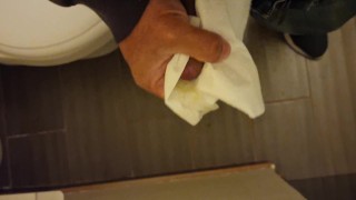 Solo y con ganas pues me la jalo