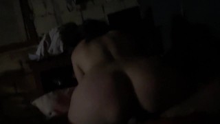 CABALGANDO EN LA OSCURIDAD