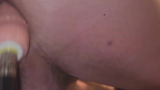 Solo guy gets fucked by massive dildo fuck machine