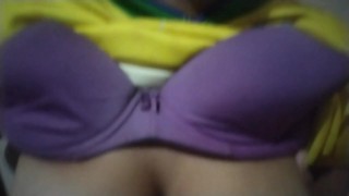 Mis ricas tetas pequeñas