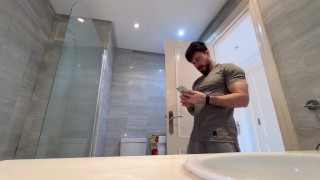 unaware muscular giant cock & ass crush