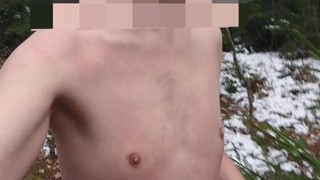 Naturist in the Snow: Forest Bathing in WINTER (TEMPERATURE BELOW ZERO) - totally naked