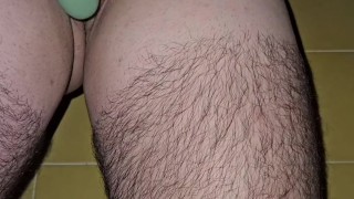 sacando leche con mi juguete. dSn