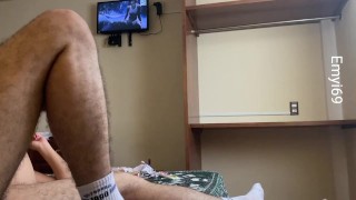 Vecino me detona y se lo pago con mamada