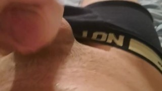 gemendo ed esultando in fase di un grande carico