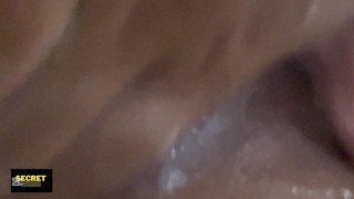 Latina masturbandose sexy