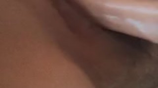 Je me fais plaisir avec mon Gode