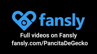 Linceria Naranja Muy Apretada Para Ella, Dildo Se Desliza Con Facilidad En Su Vagina Mojada