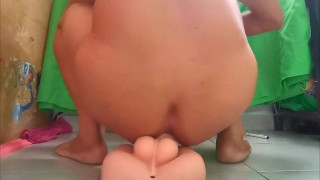 Fucking my ass 🍆🍑🍆 I would love for this to be your cock inside me
