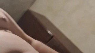 Porra vazou do meu saco e ficou pendurado no pinto