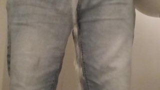 Ayla Lubbers Pee Wednessday 23 April 2025 11:00 am