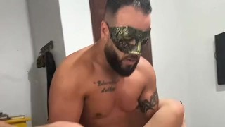 Intern has sex with her boss in front of his wife.