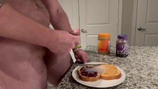 Hung White Bodybuilder Eats a Cum Sandwich with Multiple Loads