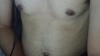 NAPAJAKOL SA PINANUOD NA PORN