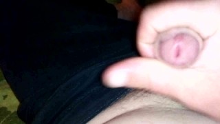 Masturbe (377) with one testicle