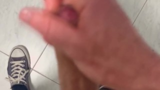 Que rico es tocarse con aceite de almendras