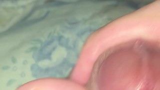daily jerk off 28/30 - lots of precum and shooting a load - jerk off challenge