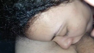 bitch sucking balls raising her lips on her face until it drips into her mouth, best sucking balls🥛