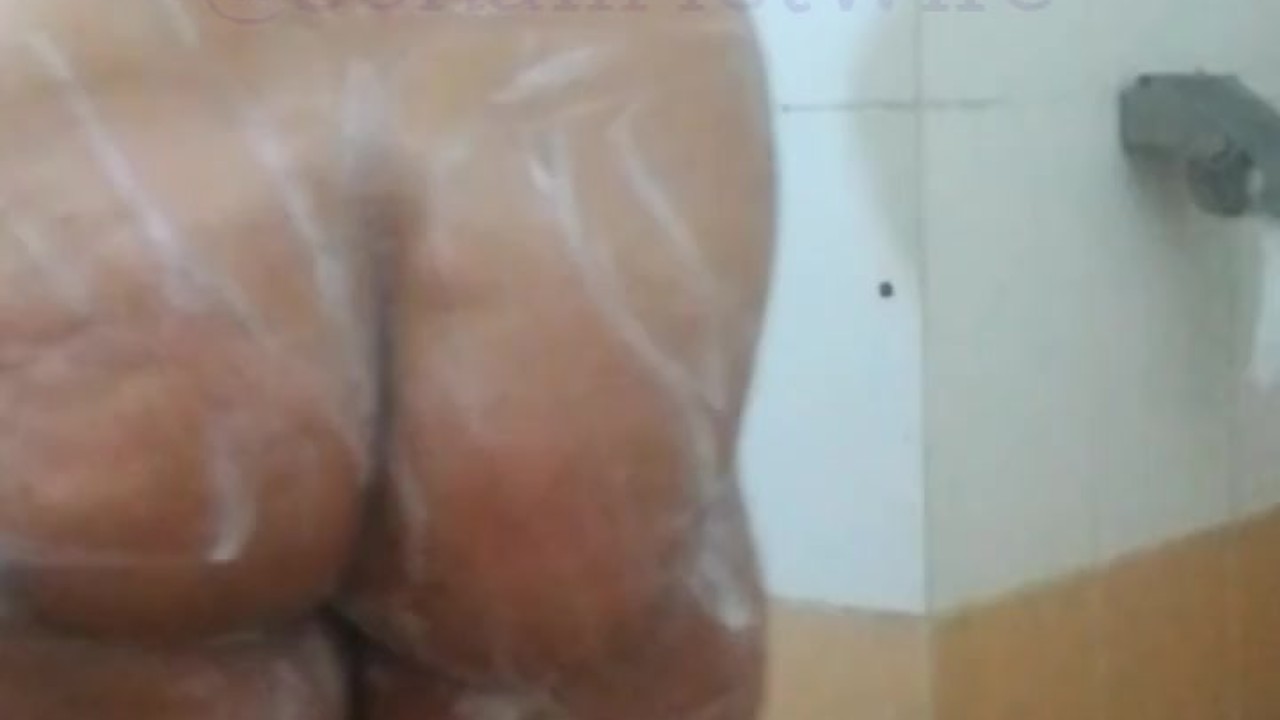Nude Shower bath -IndiansPorno