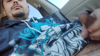 Cumshot out in public 🥵💦