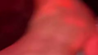 Primera vez de putita de 18 en el telo