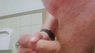 Masterbating and Cumming between classes