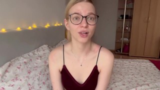 This is how I went from vibrant red to natural blonde with ZERO damage ☀️