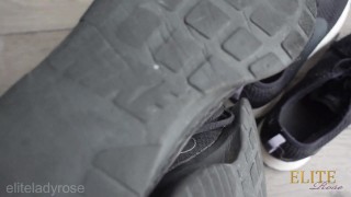 worn shoes from my bbc man  gedragen schoenen donkere man