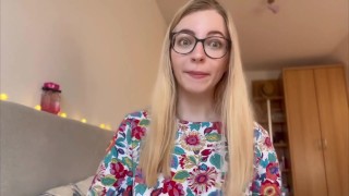 2 ways to recognize a real-life dominatrix 👠