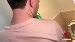 Facefucking flip-flop