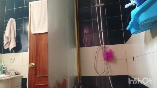 Limpiando mi baño