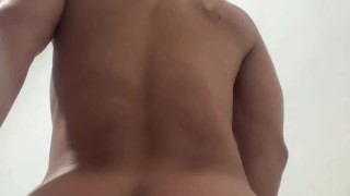 Latin boy jerking off & swallows his latin leche