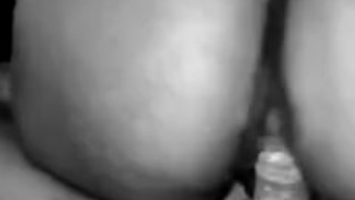 Ricos sentones a mi amante mientras mi esposo trabaja