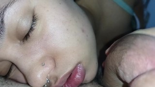 facial handjob on this beautiful ebony🍆💁‍♀️😋🤤💦🍆🍌
