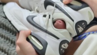 Sharing Nike Air Max Sneaker 2