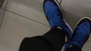 Sharing Nike Air Max Sneaker 1