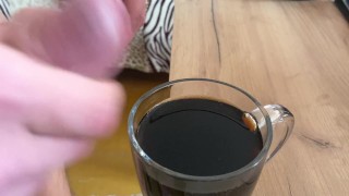Стакан с колой для тебя милый!