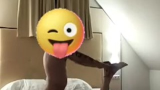 Ma fute in cur in timp ce am toy in minr