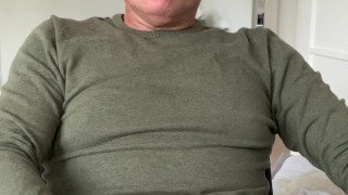 I jerk-off with my own cum, I start the camera after I came the first time, I jerk again with cum