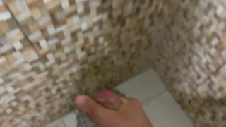 Uma gozada antes do banho