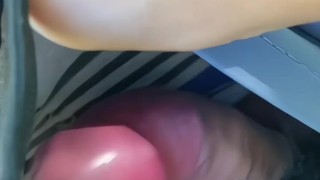 TWINK CRUISING IN THE PARK - PENDEJO GOONER ARGENTINO FIT SE SACA LA PIJA EN PUBLICO - SHORT VIDEO