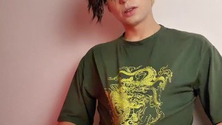 Horny eboy jerking off