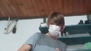 Gimiendo mientras mi polla afilada rezuma semen - SlugsOfCumGuy